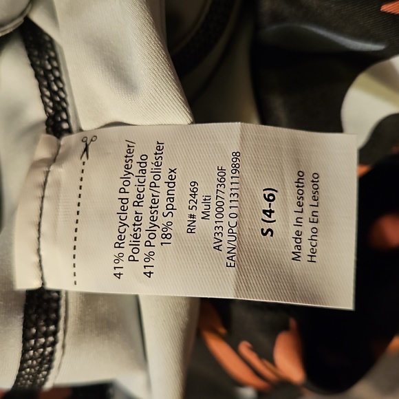 Avia Core Performance Leggings NWT Sz Small Pockets High Rise - Picture 5 of 5